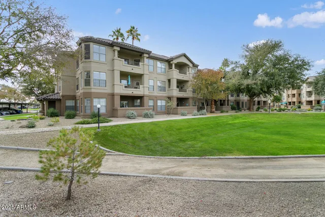 $259,000 | 14950 West Mountain View Boulevard, Unit 5112, Surprise, AZ 85374