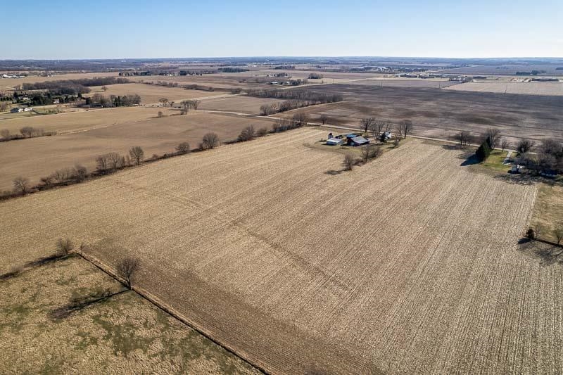9202 Town Hall Road Belvidere, IL 61008 - Photo 20 of 39 an outdoor view with beach