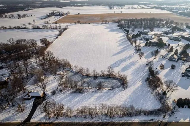 $1,599,000 | 9202 Town Hall Road, Belvidere, IL 61008