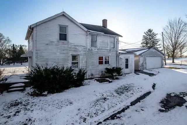 $1,599,000 | 9202 Town Hall Road, Belvidere, IL 61008