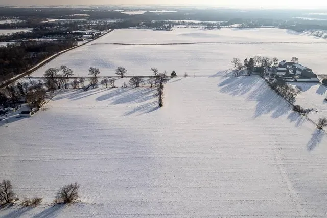 $1,599,000 | 9202 Town Hall Road, Belvidere, IL 61008