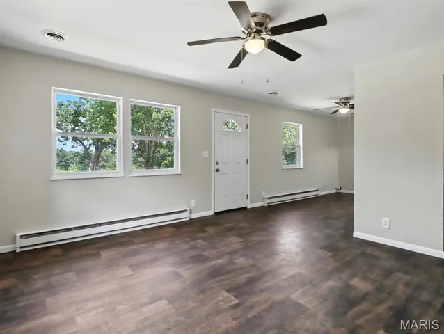 $210,000 | 33650 M-a&b Highway, Plato, MO 65552