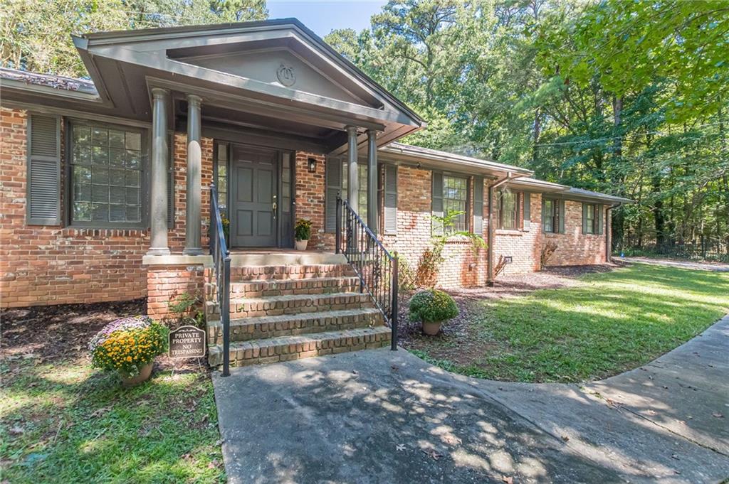 3121 Cascade Road Atlanta, GA 30311 - Photo 4 of 37 Gallery Image 4