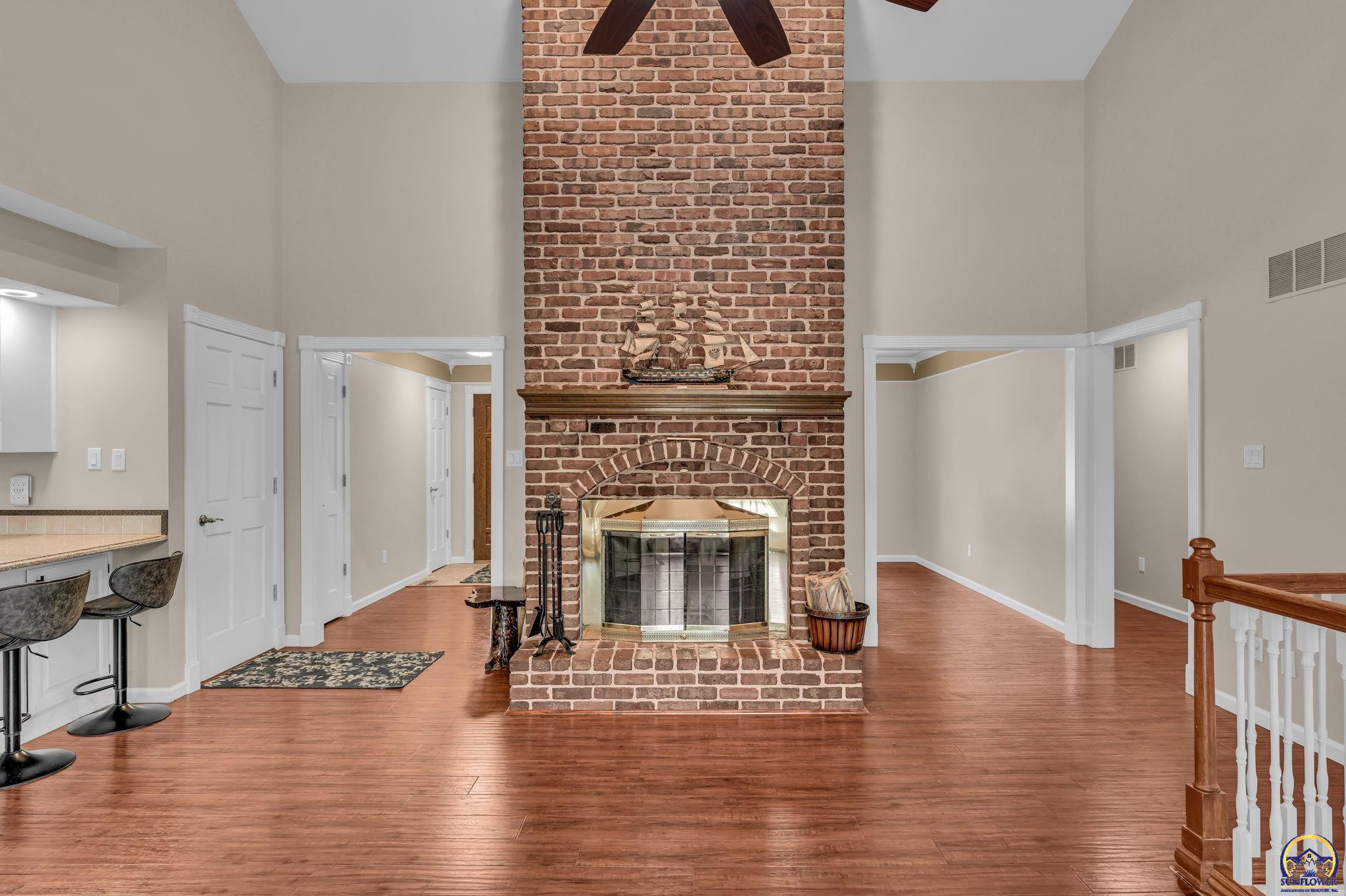 3725 Southwest Kings Forest Road Topeka, KS 66610 - Photo 13 of 52
