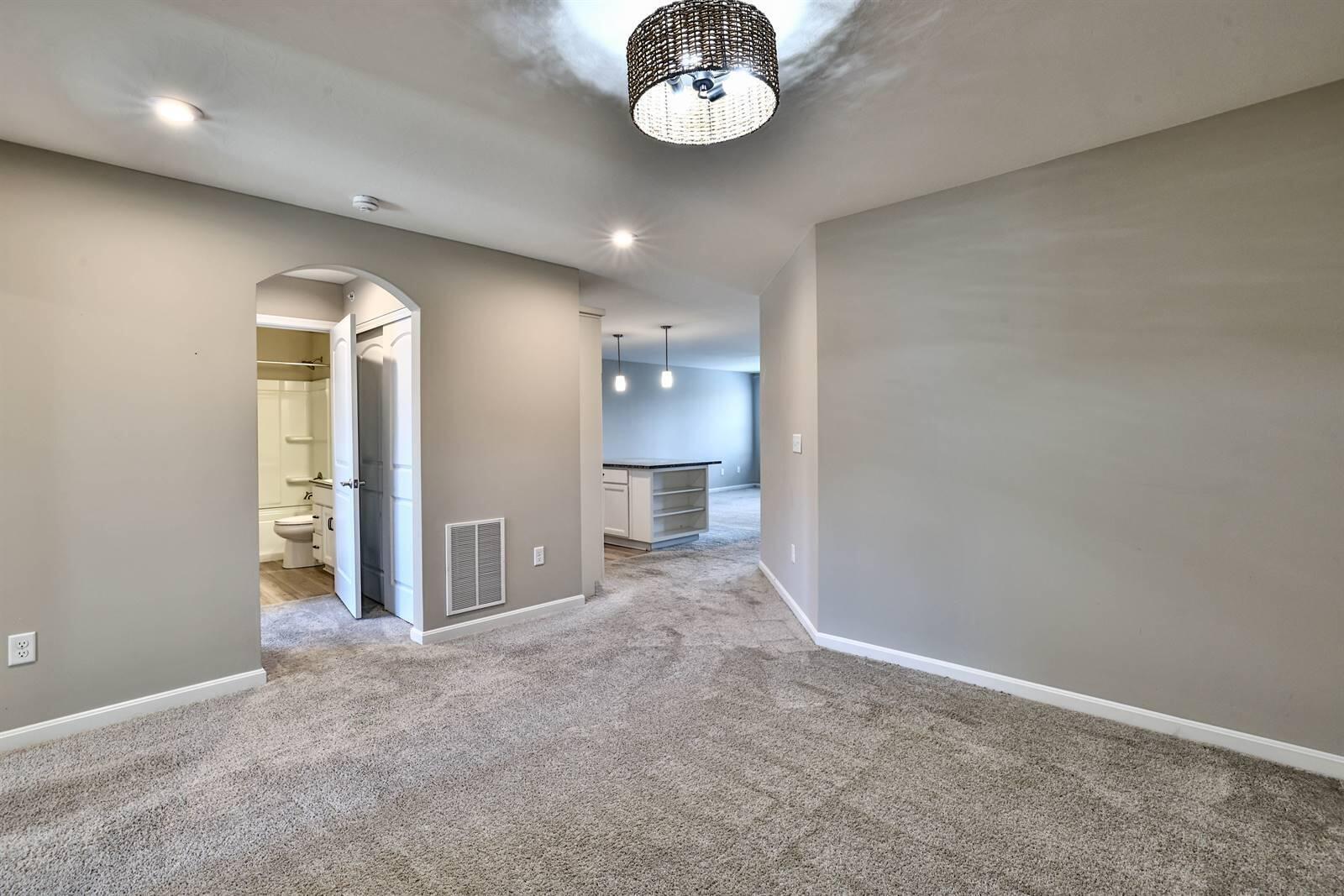 2329 Piazza Ridge Covington, KY 41017 - Photo 10 of 33