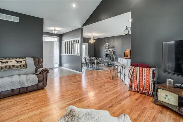 $545,000 | 2312 Southeast Rattle Snake Hill, Butler, MO 64730