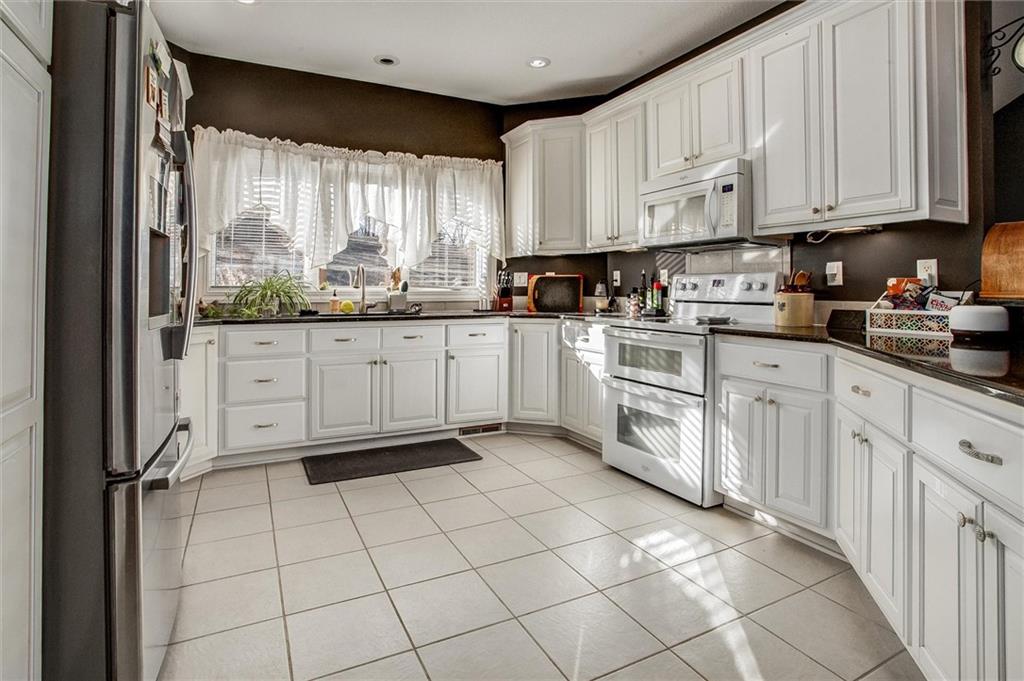 2312 Southeast Rattle Snake Hill Butler, MO 64730 - Photo 15 of 32