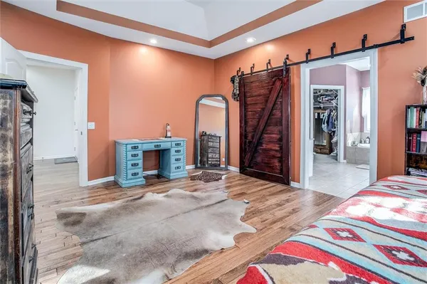 $540,000 | 2312 Southeast Rattle Snake Hill, Butler, MO 64730
