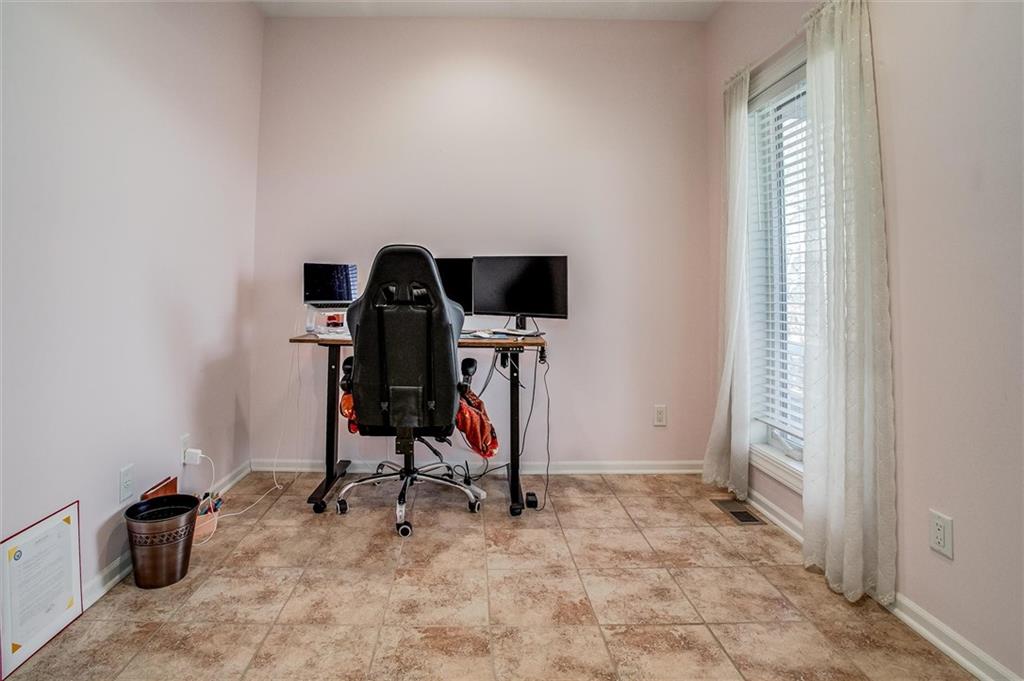 2312 Southeast Rattle Snake Hill Butler, MO 64730 - Photo 21 of 32