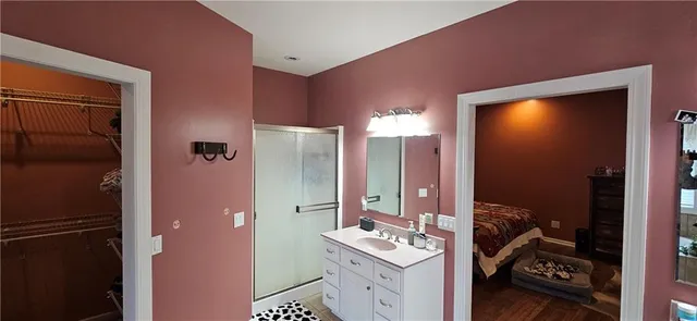 $550,000 | 2312 Southeast Rattle Snake Hill, Butler, MO 64730