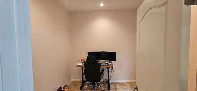 $550,000 | 2312 Southeast Rattle Snake Hill, Butler, MO 64730