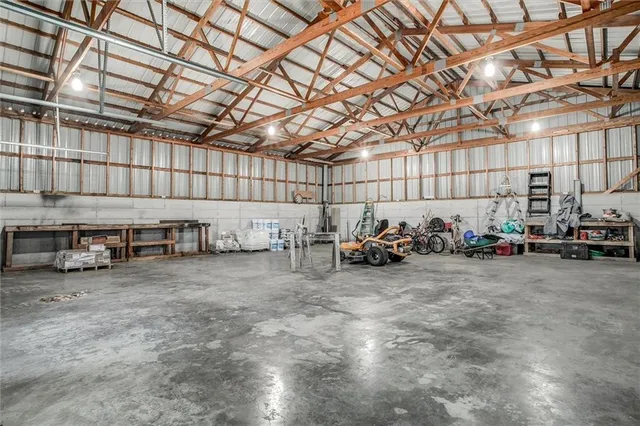 $545,000 | 2312 Southeast Rattle Snake Hill, Butler, MO 64730