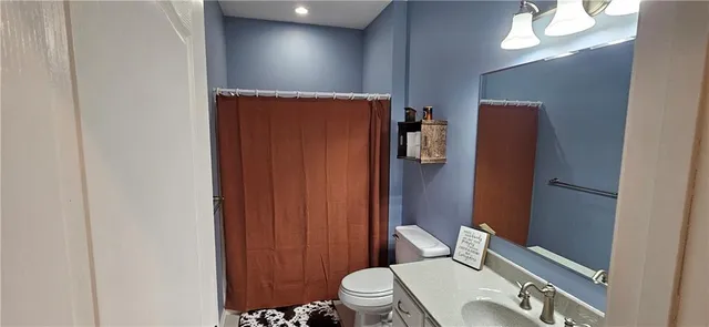 $550,000 | 2312 Southeast Rattle Snake Hill, Butler, MO 64730