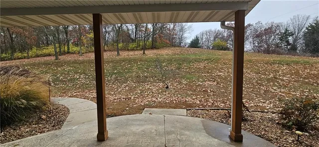 $550,000 | 2312 Southeast Rattle Snake Hill, Butler, MO 64730