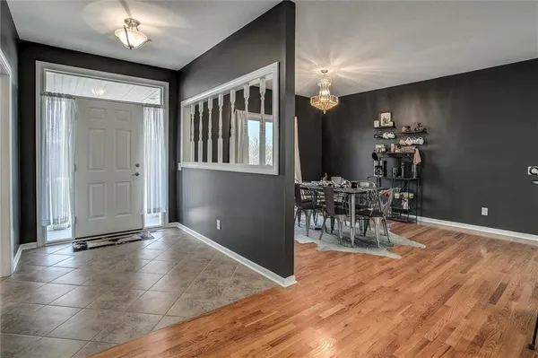 $540,000 | 2312 Southeast Rattle Snake Hill, Butler, MO 64730