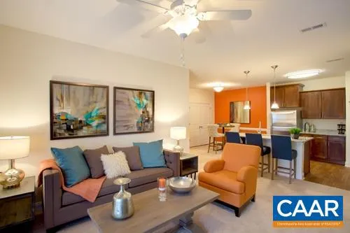 $2,015 | 2015 Reserve Circle, Unit 13, Harrisonburg, VA 22801