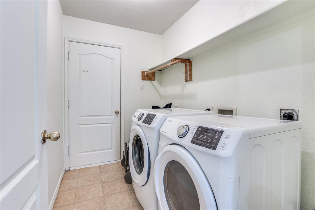 462 Tranquility Lane Cedar Hill, TX 75104 - Photo 13 of 25