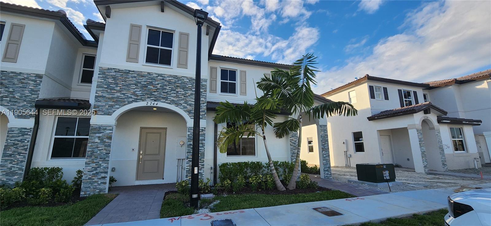 2740 Southeast 26th Avenue, Unit 2740 Homestead, FL 33035 - Photo 3 of 11