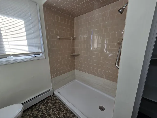 $2,600 | 96 Edgeworth Avenue, Providence, RI 02904