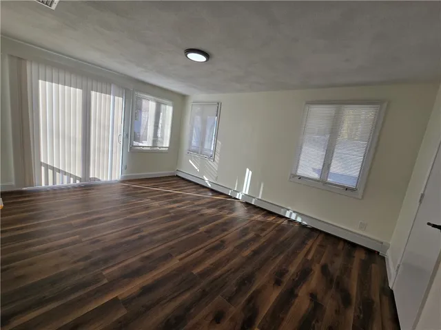 $2,600 | 96 Edgeworth Avenue, Providence, RI 02904