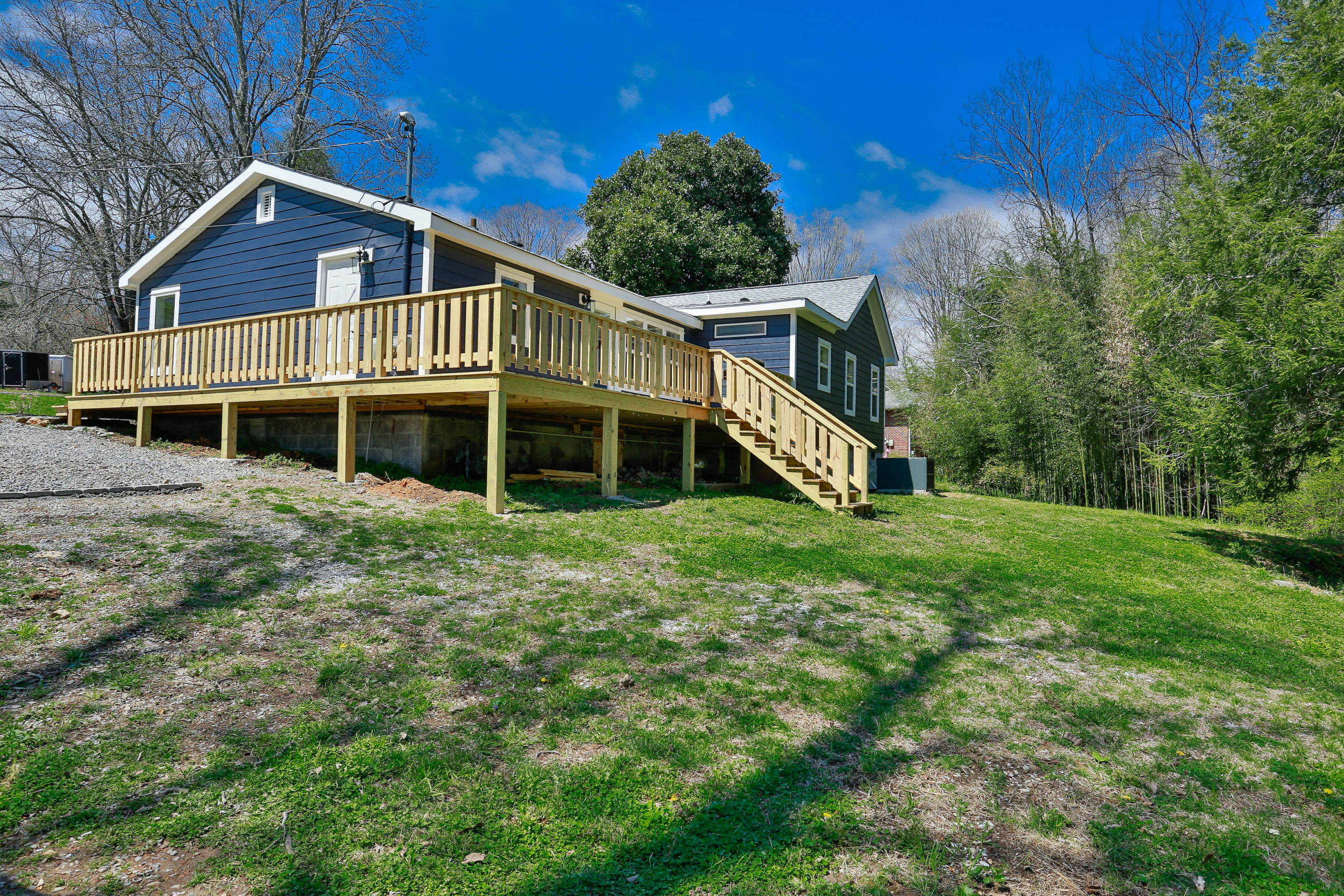 4126 Gann Store Road Hixson, TN 37343 - Photo 3 of 31 Wrap around deck