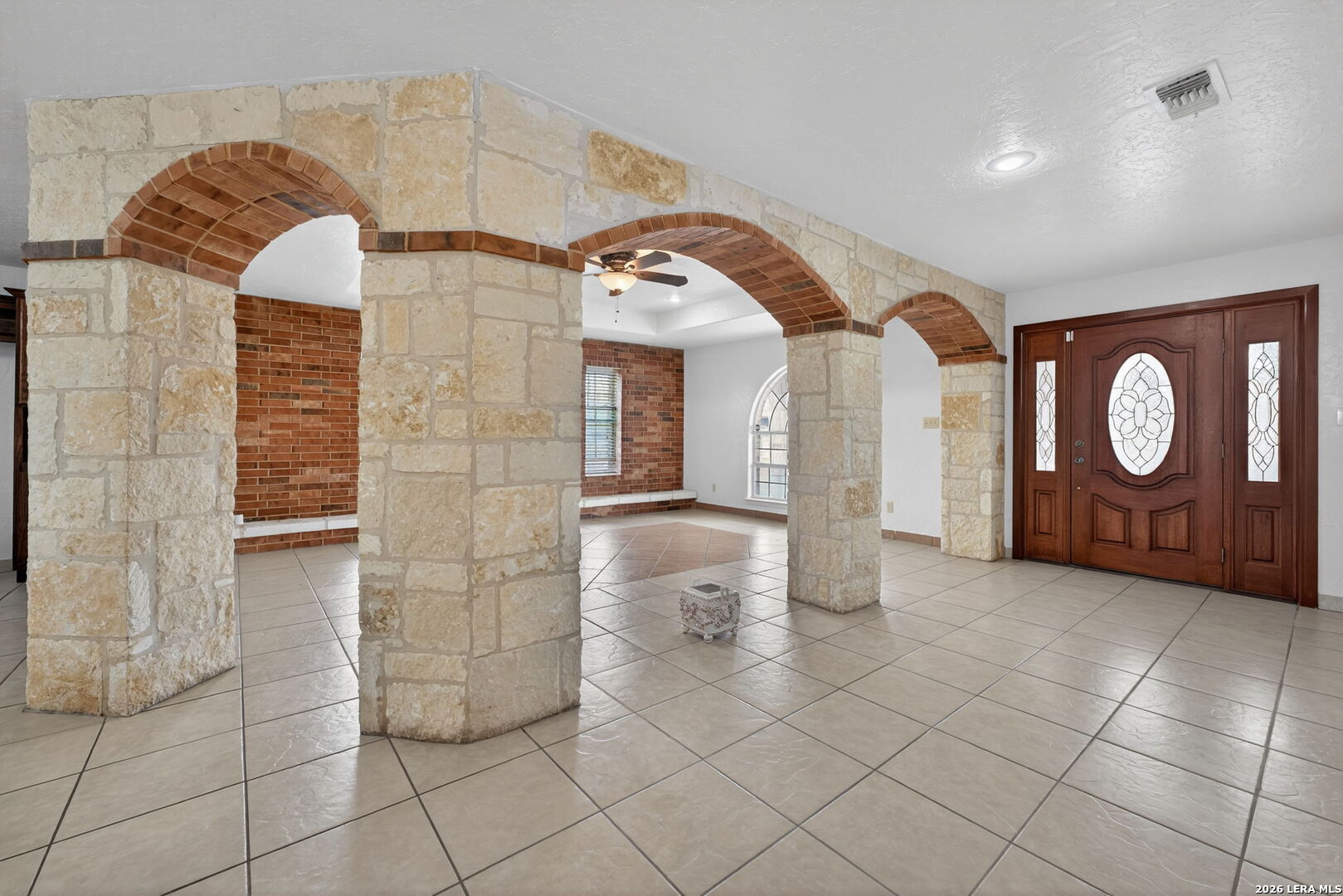 20134 South Jett Road San Antonio, TX 78264 - Photo 7 of 41