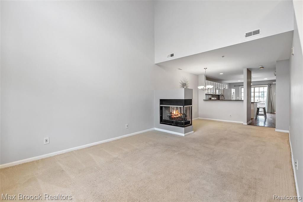 1410 Raliegh Place Troy, MI 48084 - Photo 21 of 32