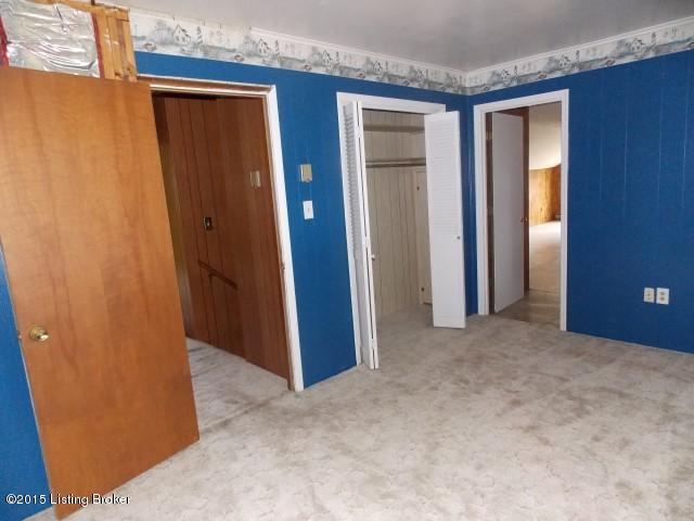 8184 Perryville Road Danville, KY 40422 - Photo 3 of 13 Bedroom 2