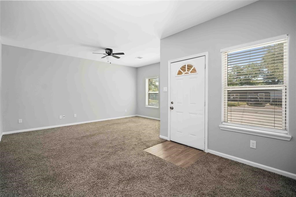 5105 Southwind Street, Unit A Houston, TX 77033 - Photo 4 of 20