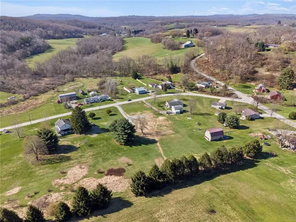 $85,000 | 813 Edmon Road, Apollo, PA 15613