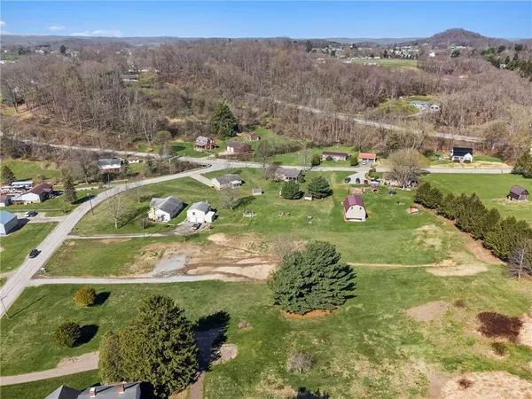 $85,000 | 813 Edmon Road, Apollo, PA 15613