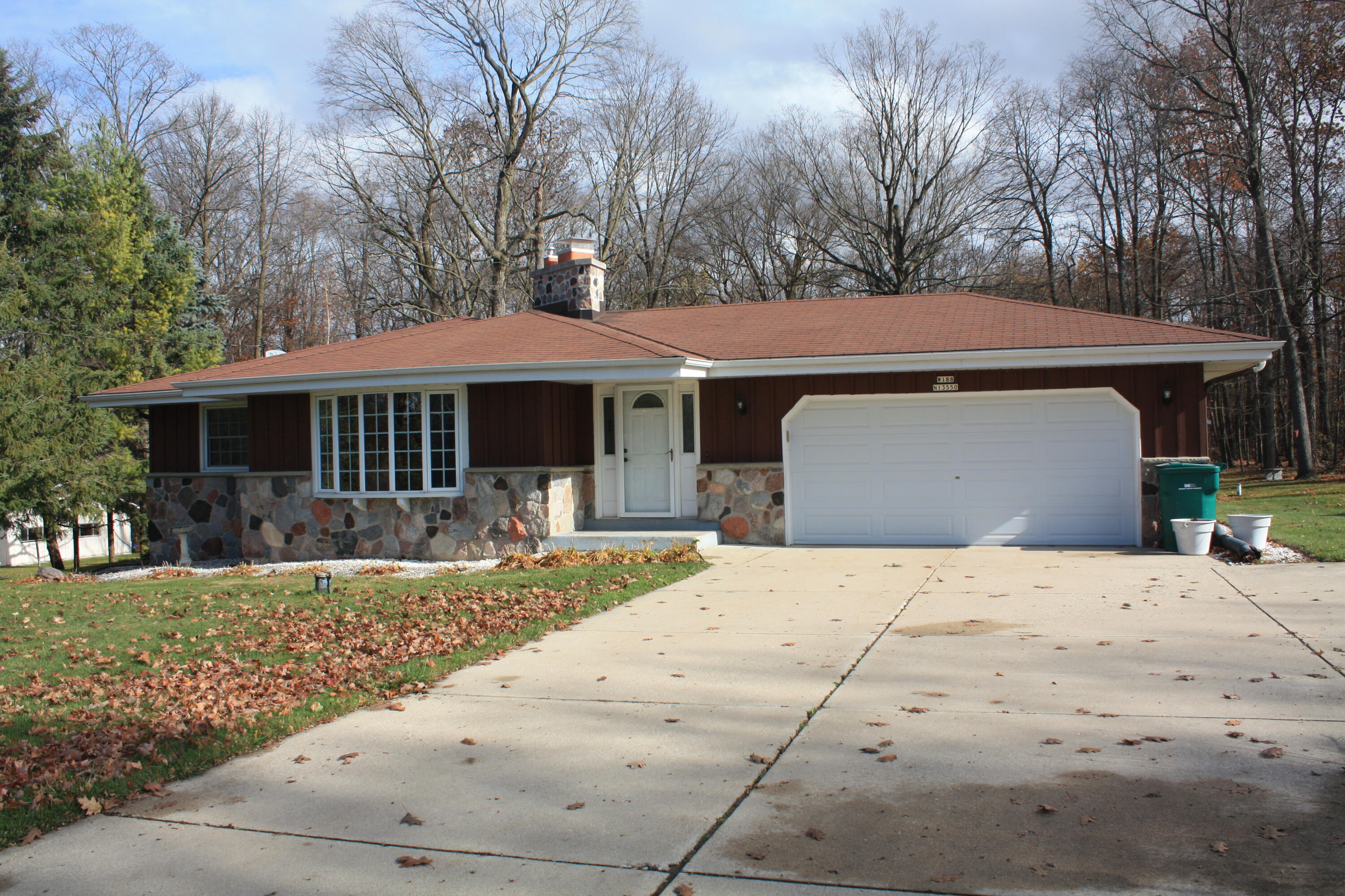 W188-n13550 Maple Road Richfield, WI 53076 - Photo 1 of 1 IMG_9336