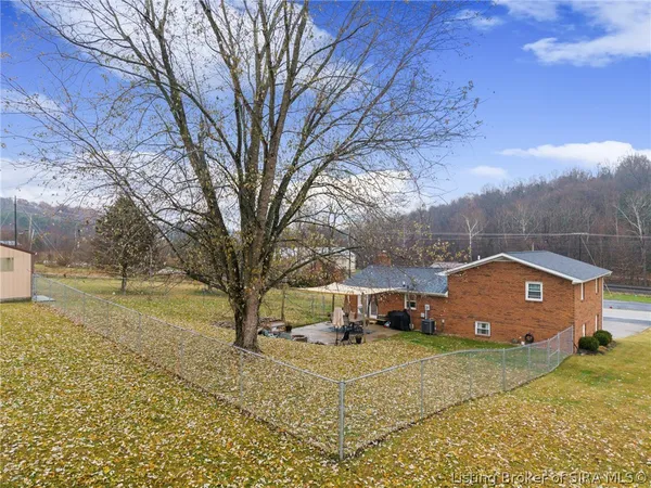 $295,000 | 6075 Highway 335, New Salisbury, IN 47161