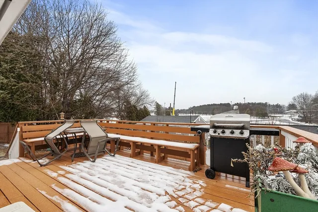 a view of a terrace with sitting area