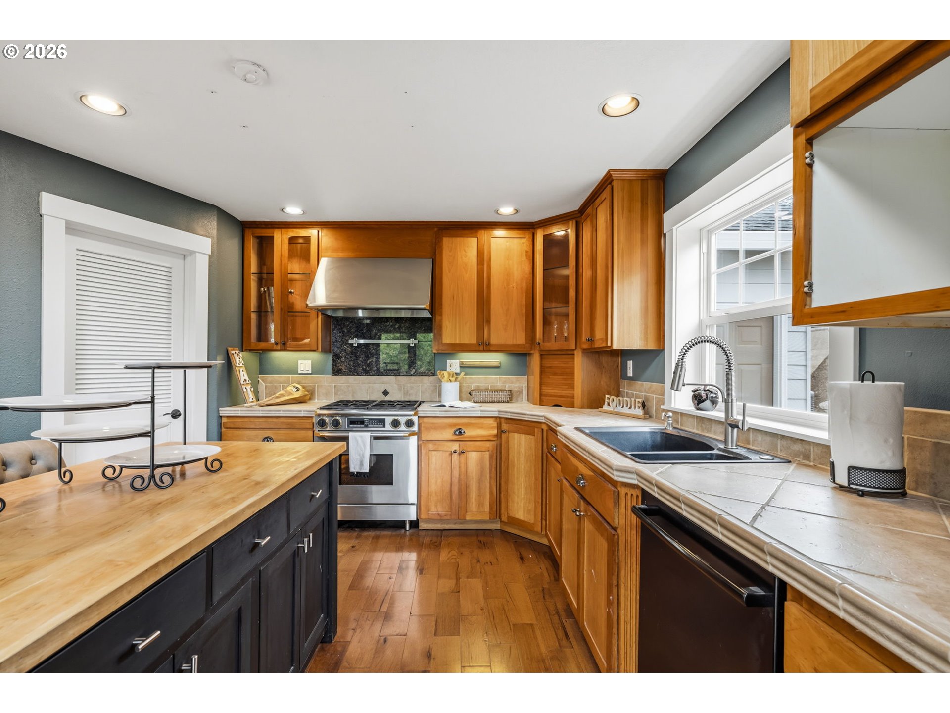 16800 Northwest Elliot Road Portland, OR 97231 - Photo 9 of 48 Gallery Image 9