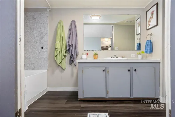 $109,999 | 101 South Flagstone Lane, Eagle, ID 83616