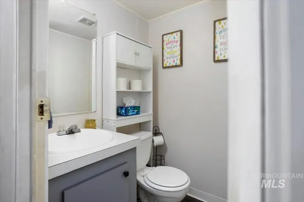 $109,999 | 101 South Flagstone Lane, Eagle, ID 83616