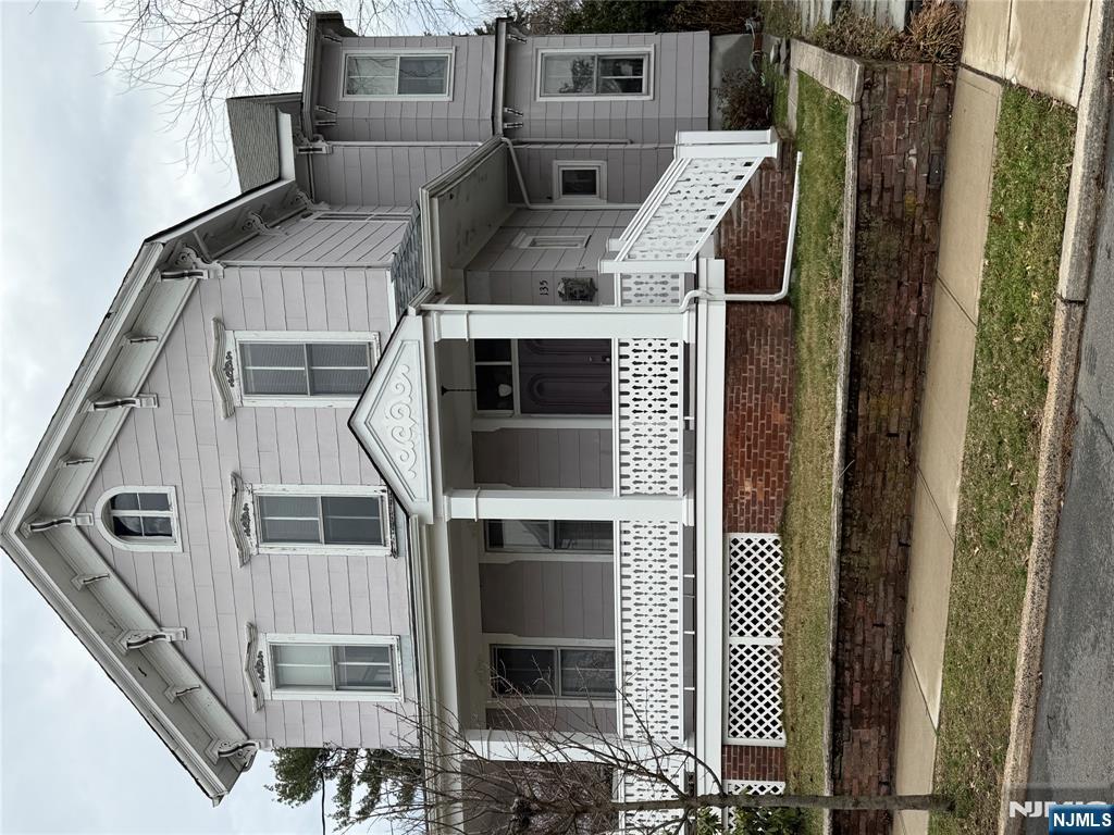 135 Everett Place, Unit 2 East Rutherford, NJ 07073 - Photo 2 of 12