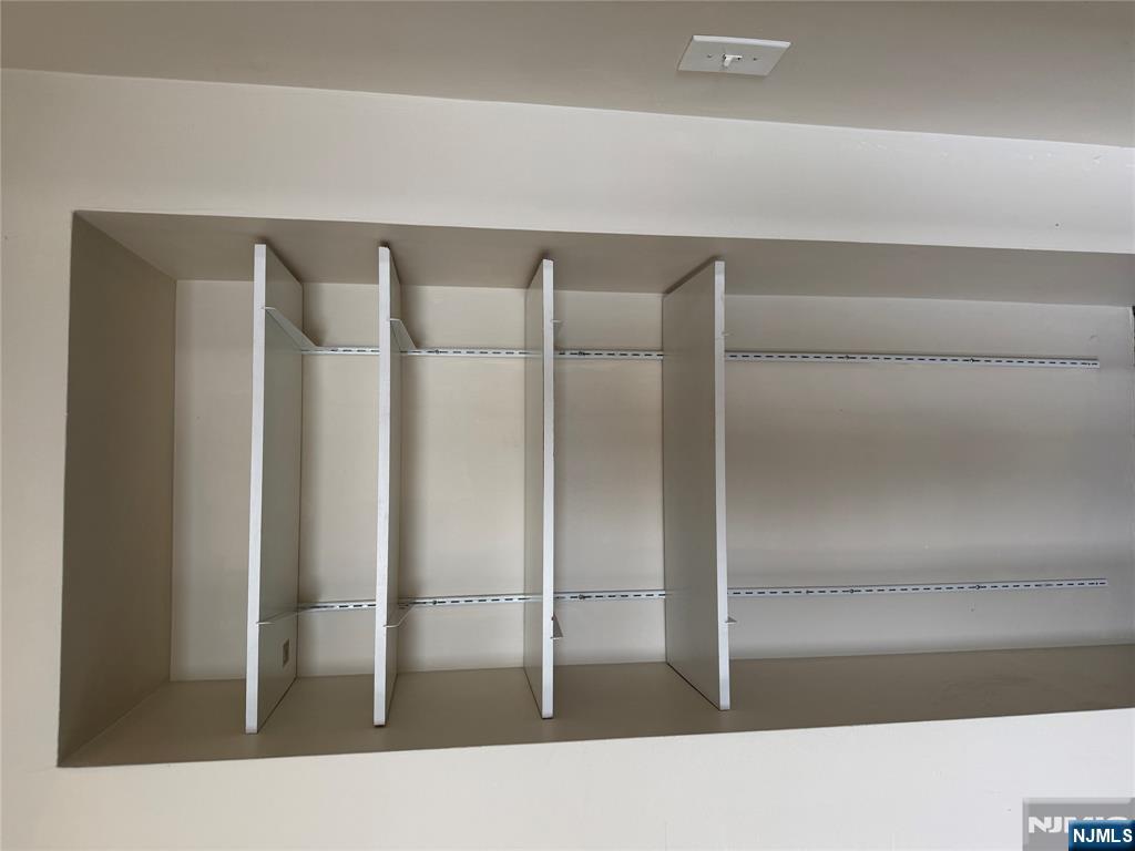 135 Everett Place, Unit 2 East Rutherford, NJ 07073 - Photo 6 of 12