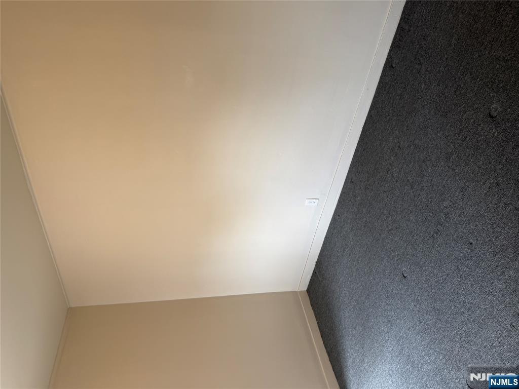 135 Everett Place, Unit 2 East Rutherford, NJ 07073 - Photo 7 of 12