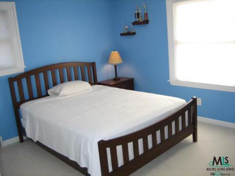 2787 Rambling Way Bloomfield Hills, MI 48302 - Photo 6 of 9 773790-5.JPG