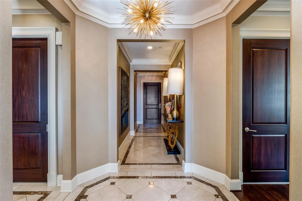 2555 North Pearl Street, Unit 1402 Dallas, TX 75201 - Photo 3 of 25 a view of entryway with a hallway