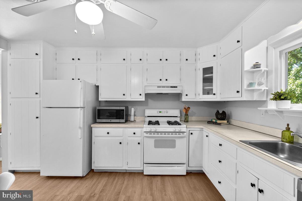 3011 Edgewood Road Kensington, MD 20895 - Photo 20 of 54 Gallery Image 20