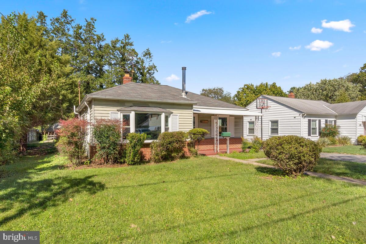 3011 Edgewood Road Kensington, MD 20895 - Photo 3 of 54 Gallery Image 3