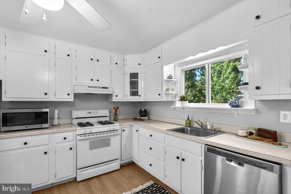3011 Edgewood Road Kensington, MD 20895 - Photo 23 of 54 Gallery Image 23