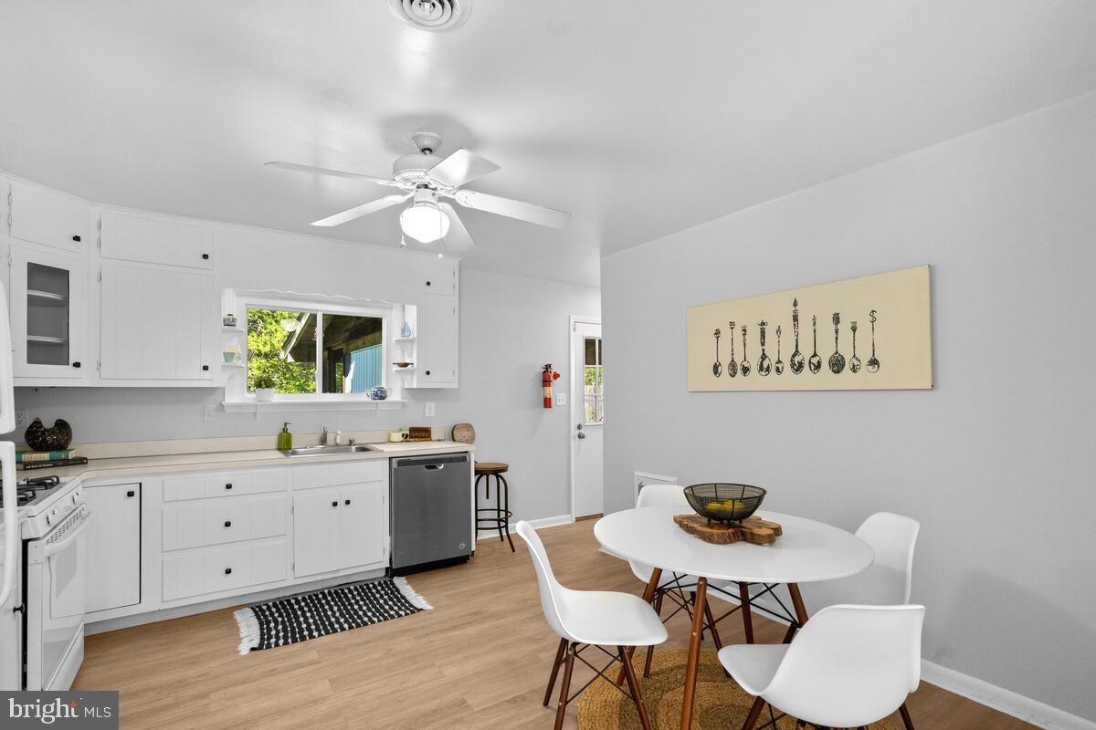 3011 Edgewood Road Kensington, MD 20895 - Photo 27 of 54 Gallery Image 27