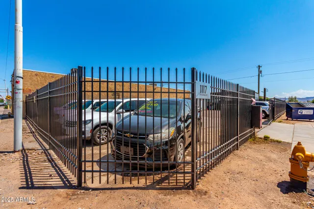 $333,000 | 1117 West Buckeye Road, Unit 5, Phoenix, AZ 85007