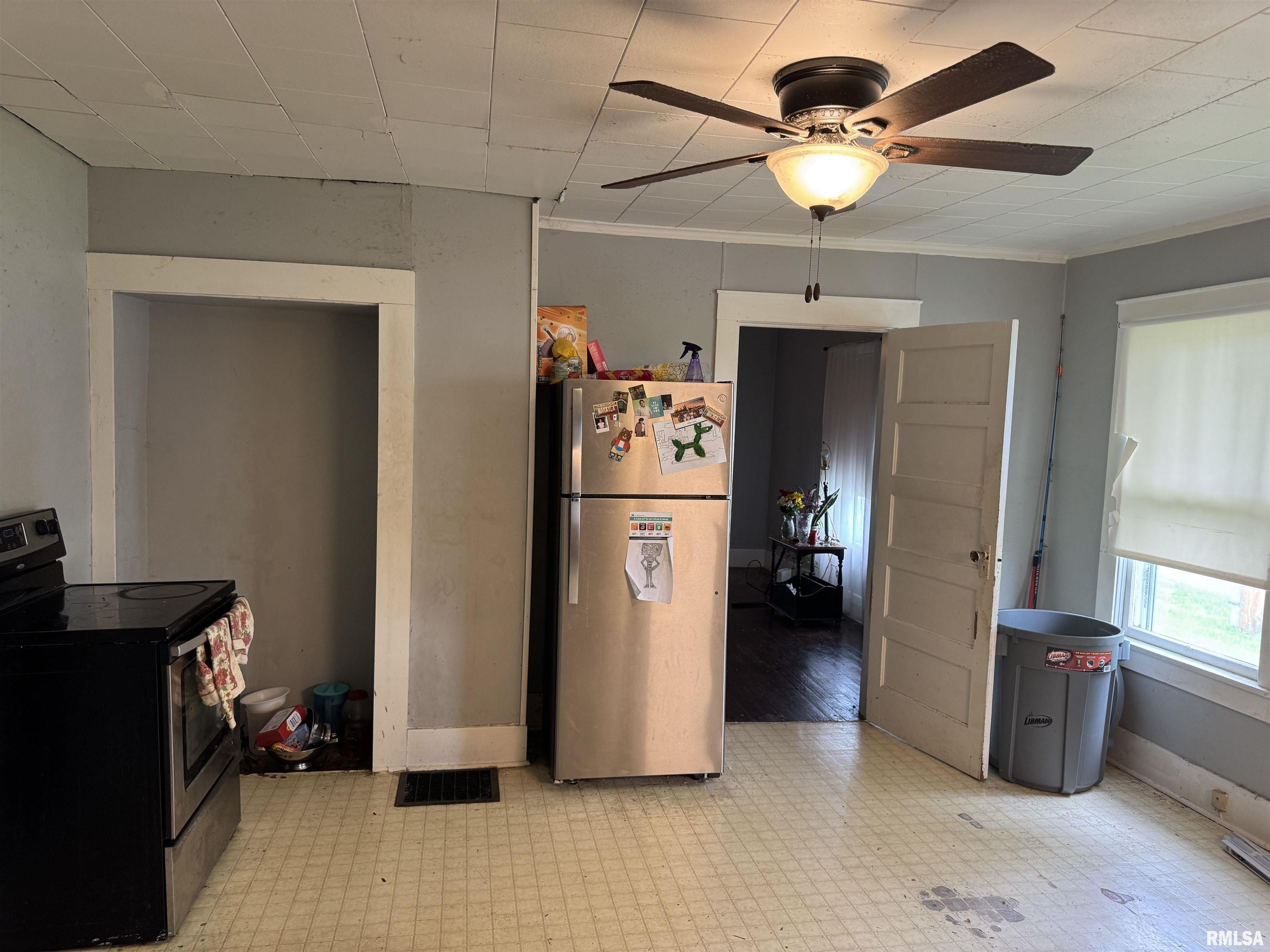 2598 North Church Street Decatur, IL 62526 - Photo 8 of 19