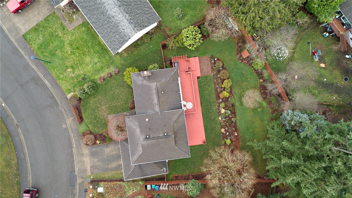 16901 157th Place Southeast Renton, WA 98058 - Photo 16 of 25 Gallery Image 16