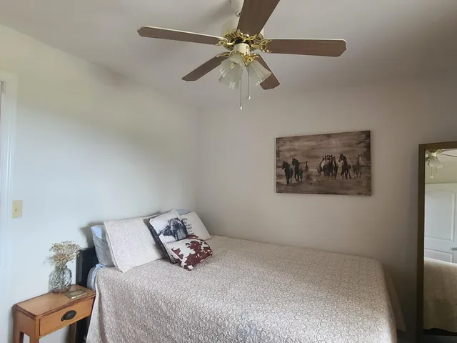 $325,000 | 842 Kelly Lane, Pikeville, TN 37367